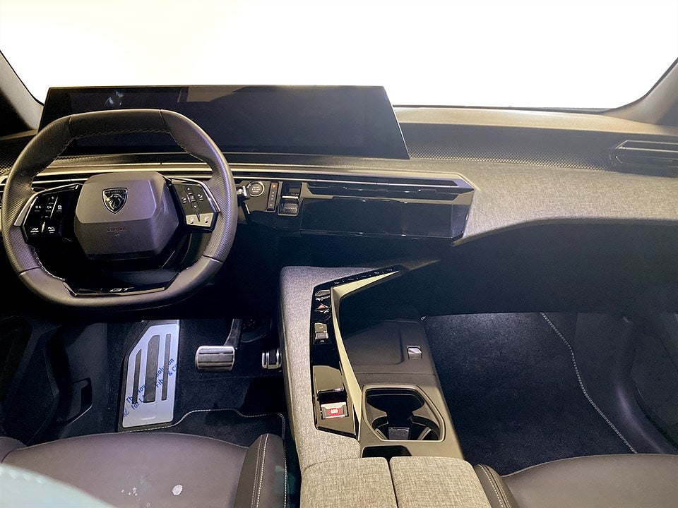 Bild på Peugeot 5008 GT Hybrid 145hk Aut - NYA VINTERHJUL INGÅR!