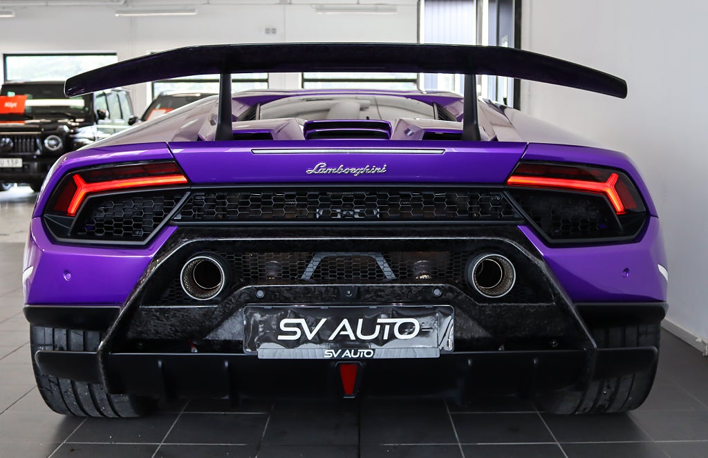 Lamborghini Huracán Performante VAT/MOMS Kolfiber Lift