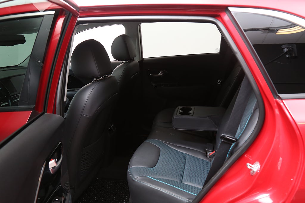 Kia Niro e- 64 kWh Advance Plus Tech 204hk Taklucka JBL Drag 2021