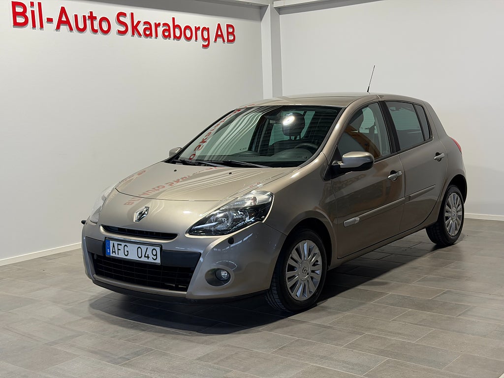 Renault Clio 1.2 Nybes 5-dörrars Halvkombi 