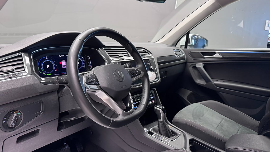 Volkswagen Tiguan 2024 - miniatyr 6