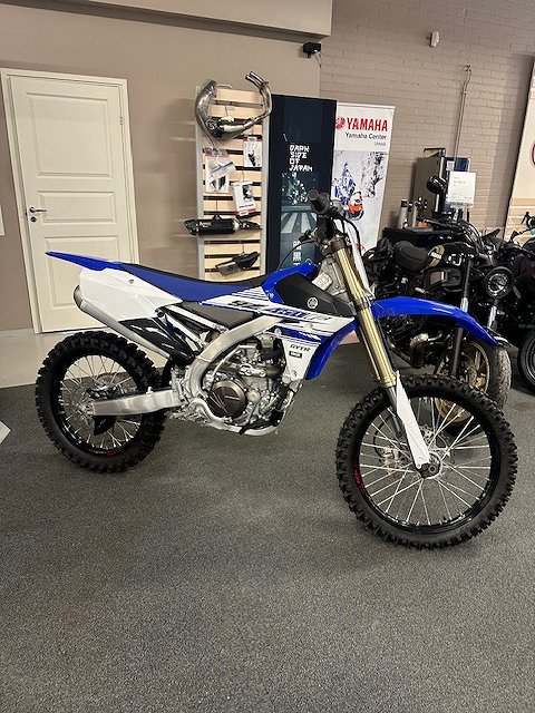 Yamaha YZ450F 2016 OBS NY EJ BRUKAD  