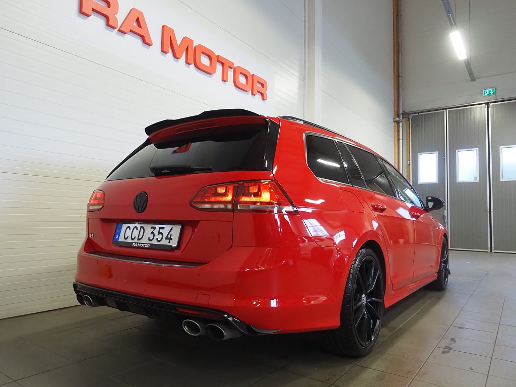 Volkswagen Golf SC R 2.0 TSI 300hk DSG 4M | Pano | Skinn | Dynaudio |
