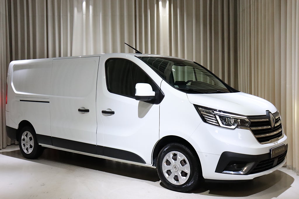 Renault Trafic 3.0t 2.0 dCi 150HK 3-Sits Nordic Line Drag Leasbar