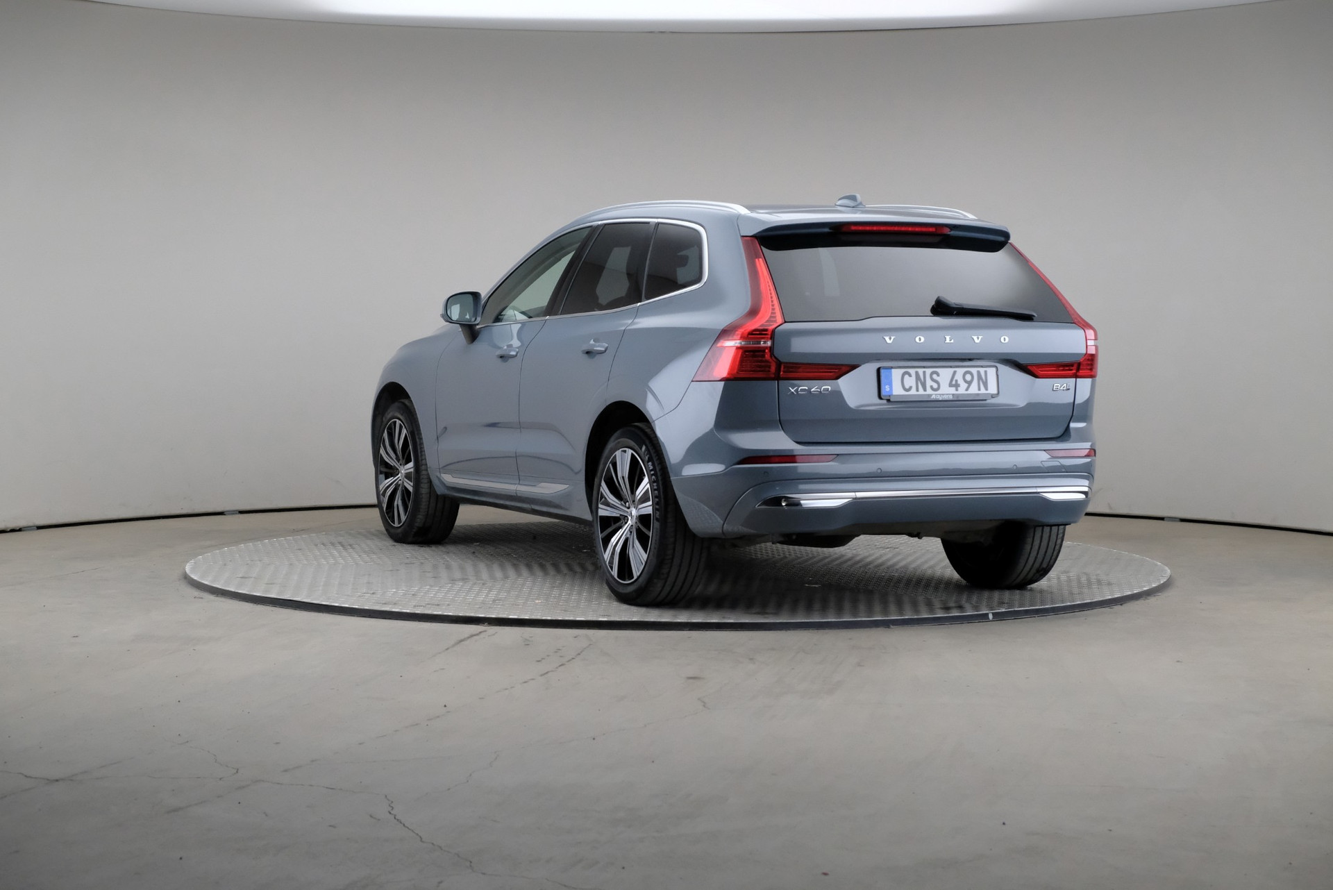 Volvo XC60 2023, bild 2/61