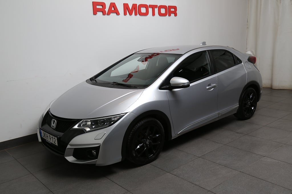Honda Civic 1,6 i-DTEC 120hk Sport 5d Nybesikt Motorvärmare