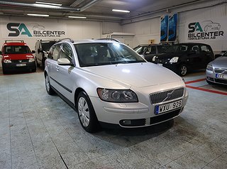 Volvo V50 2.4 Automat Kinetic NyKamrem LågMil 170hk DRAGKROK