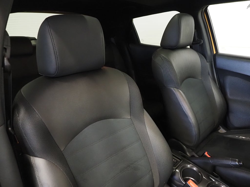 Nissan Juke 1.2 DIG-T 115hk N-Connecta Pano Navi Kamera Keyless 2016