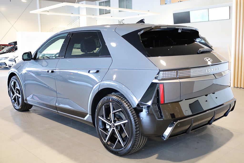 Hyundai IONIQ 5 84kWh Essential - Business lease