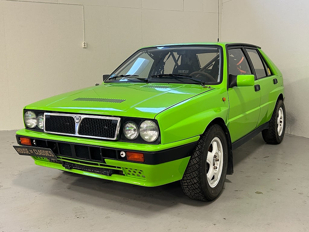 Lancia Delta HF Integrale 4WD