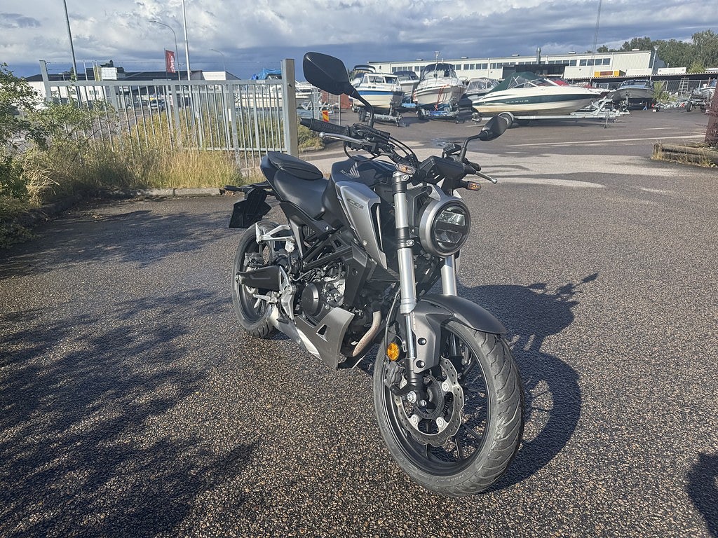 Honda Cb125r 2018 - miniatyr 6