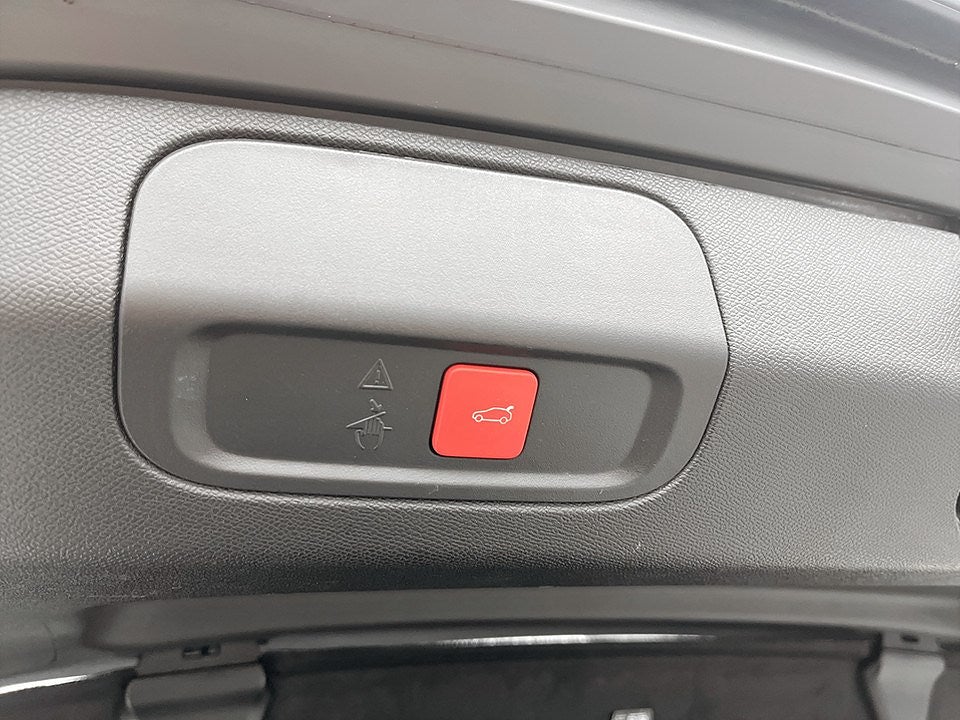 Bild på Peugeot 408 GT 1.2 PT 130hk Aut - B-KAMERA, CARPLAY