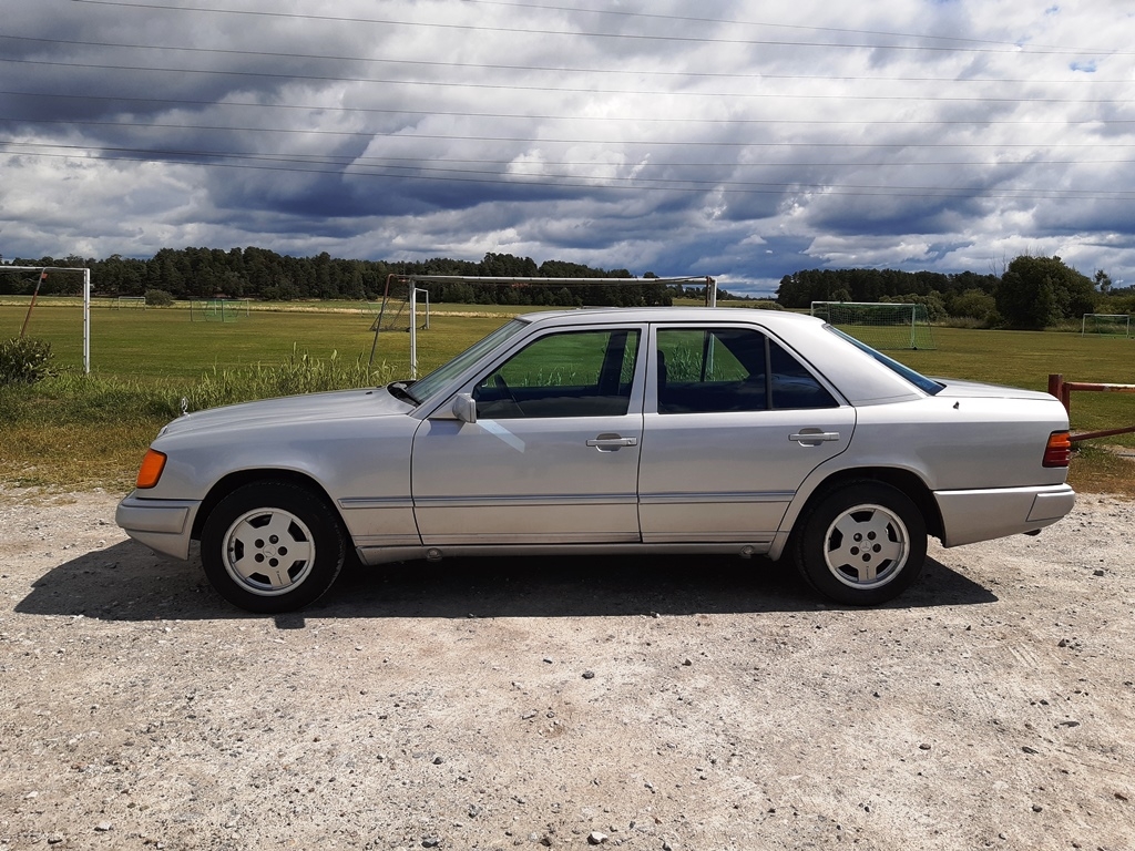 Mercedes-Benz 300 D 109hk 1985, bild 2/33