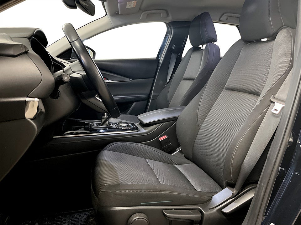 Bild på Mazda CX-30 Sky 2.0 e-SKYACTIV-G M 150hk B-KAMERA CARPLAY