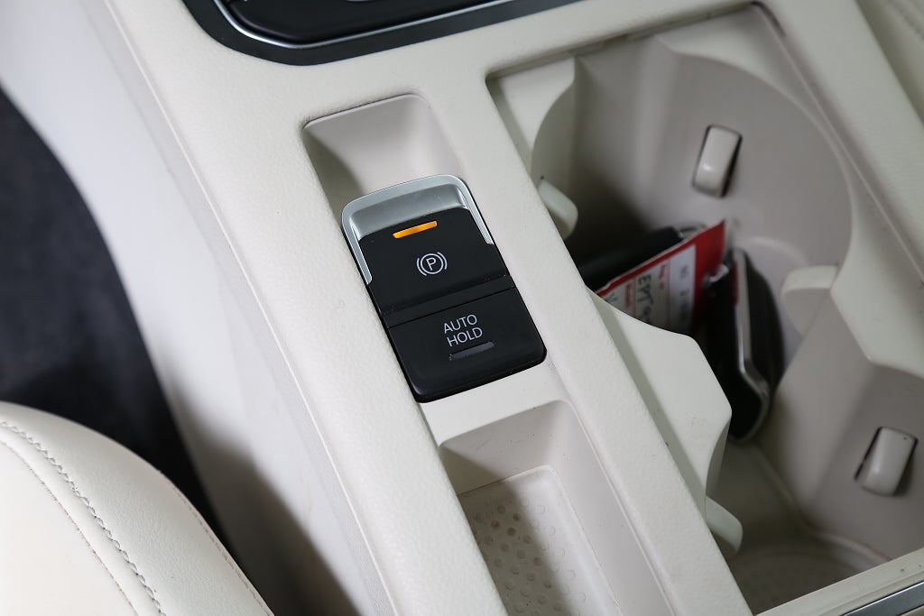 Volkswagen Passat Alltrack 2,0 TDI 190hk 4M Executive DSG Navi Skinn Värmare Drag