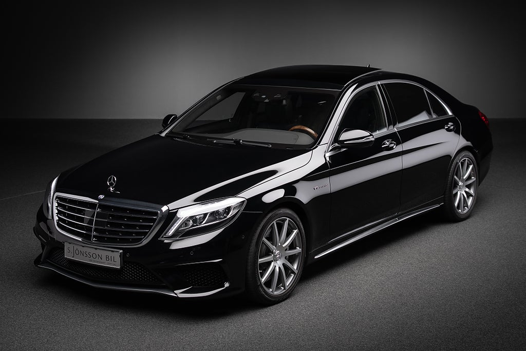 Mercedes-Benz S 63 L AMG 4MATIC / Bildskärmar bak