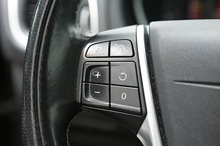 Halvkombi Volvo V40 10 av 19