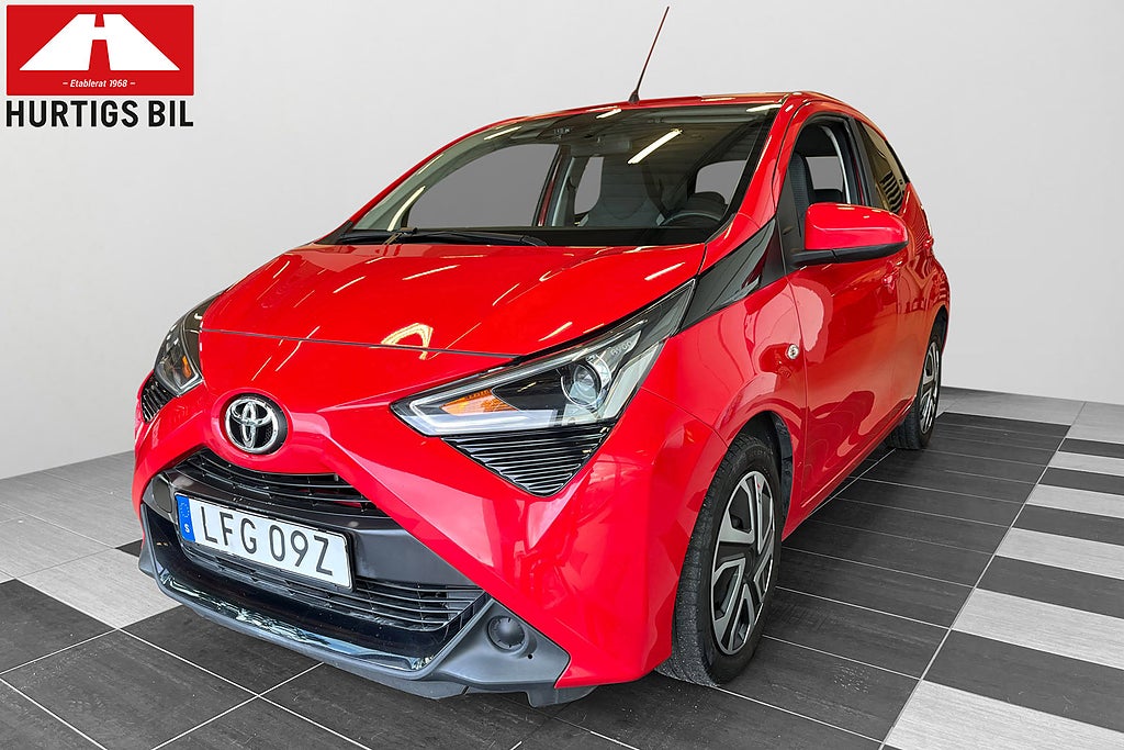Toyota Aygo 5-dörrar 1.0 VVT-i X-PLAY Carplay -Backamera 