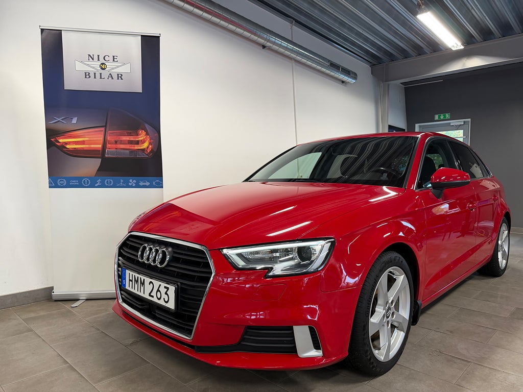 Audi A3 Sportback 1.0 TFSI Facelift Sportpaket Apple PDC v-hjul