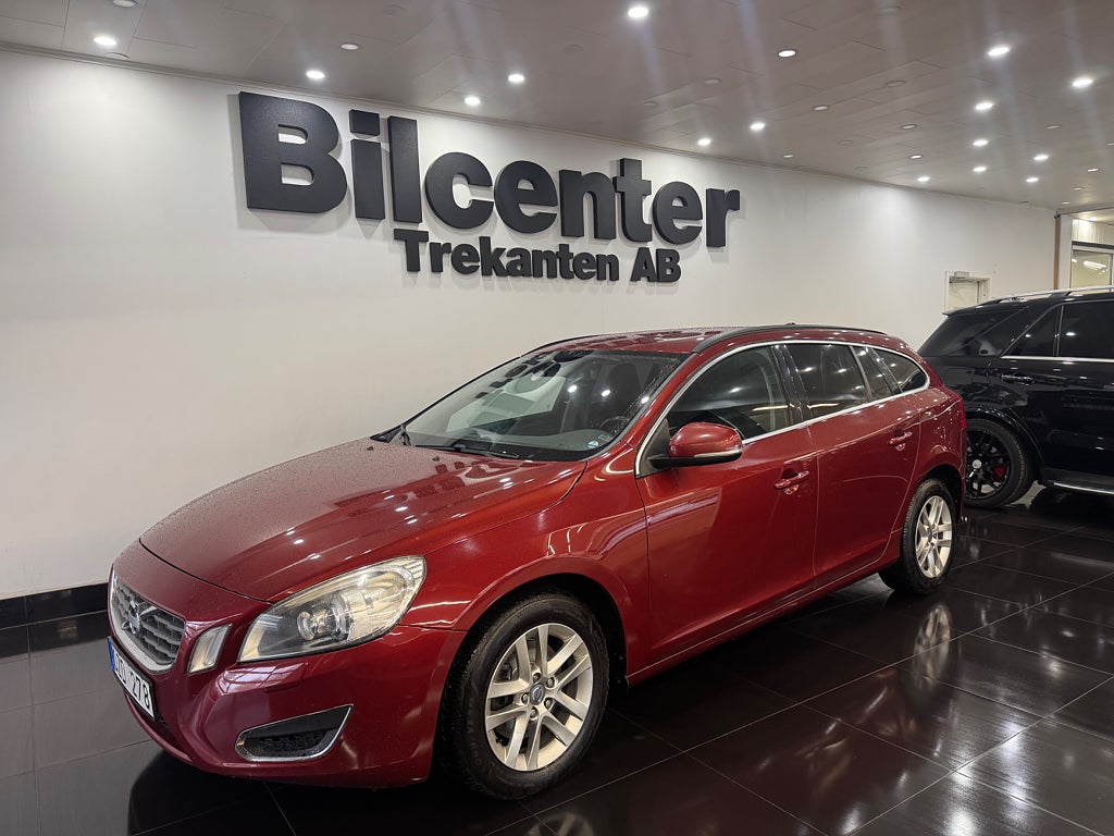 Volvo V60 D2 Momentum Euro 5