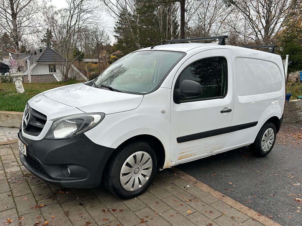Mercedes-Benz Citan 109 CDI Euro6 SoV DÄCK DRAGKROK 3 SITSIG