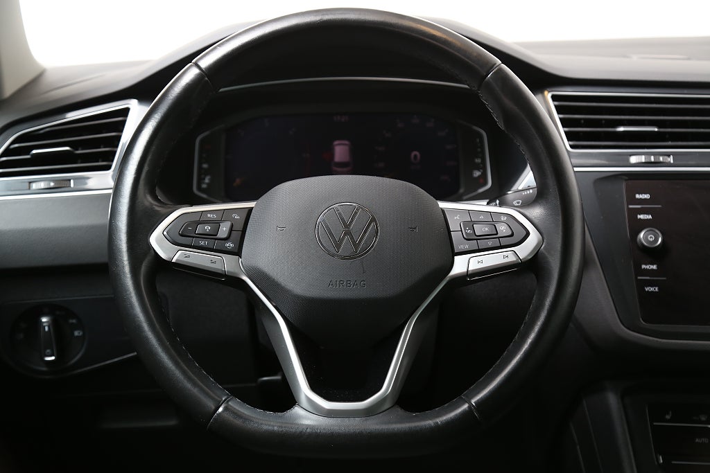 Volkswagen Tiguan 2,0 TDI 200hk 4Motion Elegance DSG Värmare Drag Leasbar