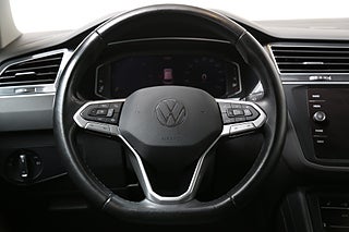 SUV Volkswagen Tiguan 16 av 25