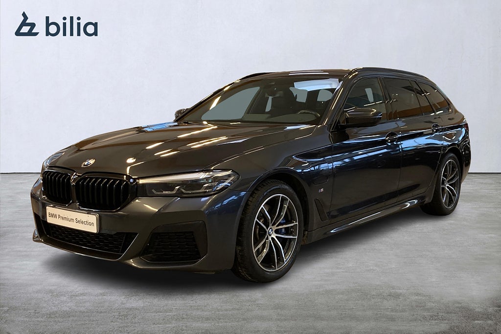BMW 530e xDrive Touring M Sport H/K Värmare Kamera Navi Dragkrok
