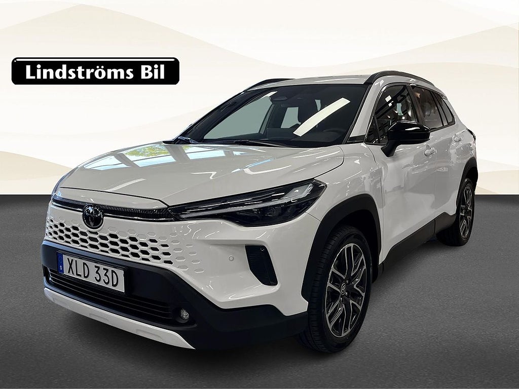 Toyota Corolla Cross Style 2.0 197hk Hybrid S-hjul
