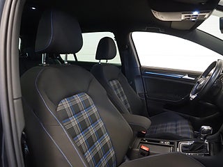 Halvkombi Volkswagen Golf 10 av 21