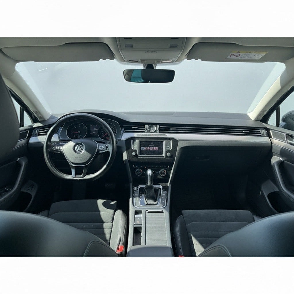 Volkswagen Passat Sportscombi 2.0 TDI -  EXCUTIVE BUSINESS - R-LINE