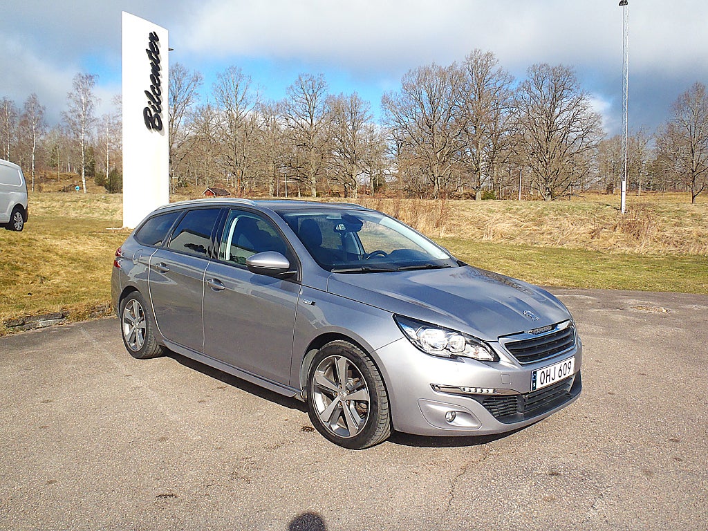 Peugeot 308 SW PT 110 hk Active Kamera, GPS, Panorama, Fullservad
