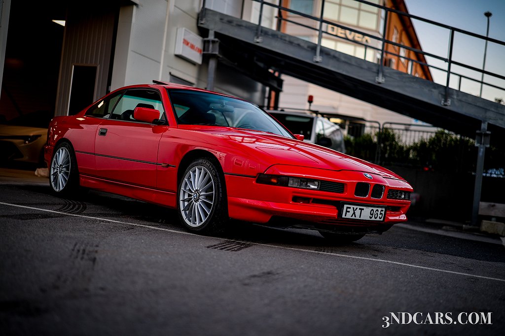 BMW 850 i Coupé V12 300HK AUTOMAT / SAMLARBIL / FINT SKICK! 