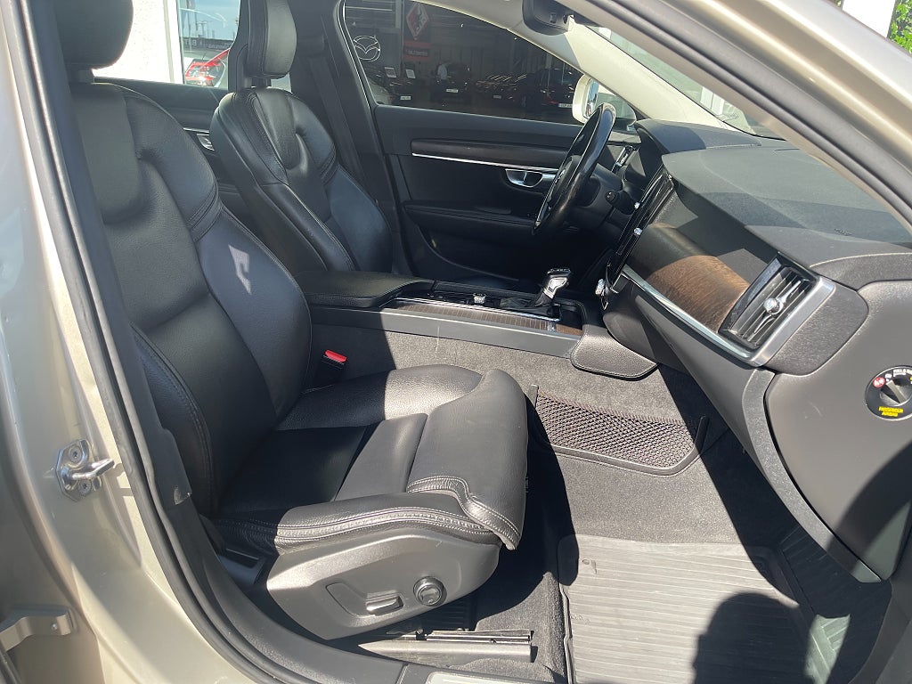 Volvo V90 Cross Country D4 AWD Pro 190 hk Välutrustad