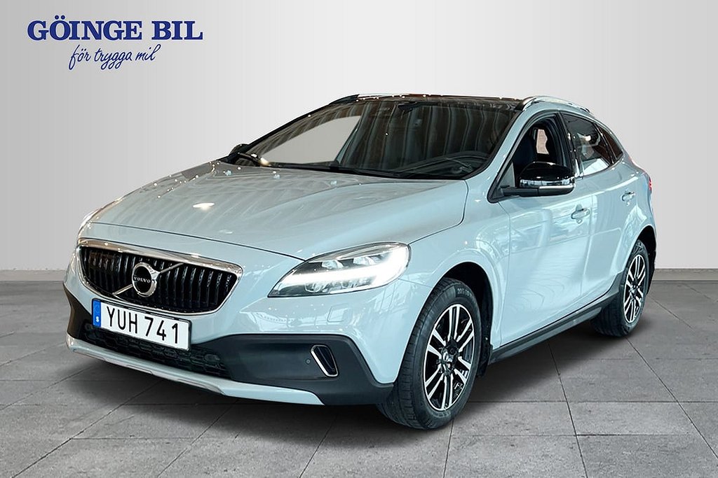 Volvo V40 Cross Country D2 Business Advanced/ Navi/ Värmare/ Kamera/ Pano