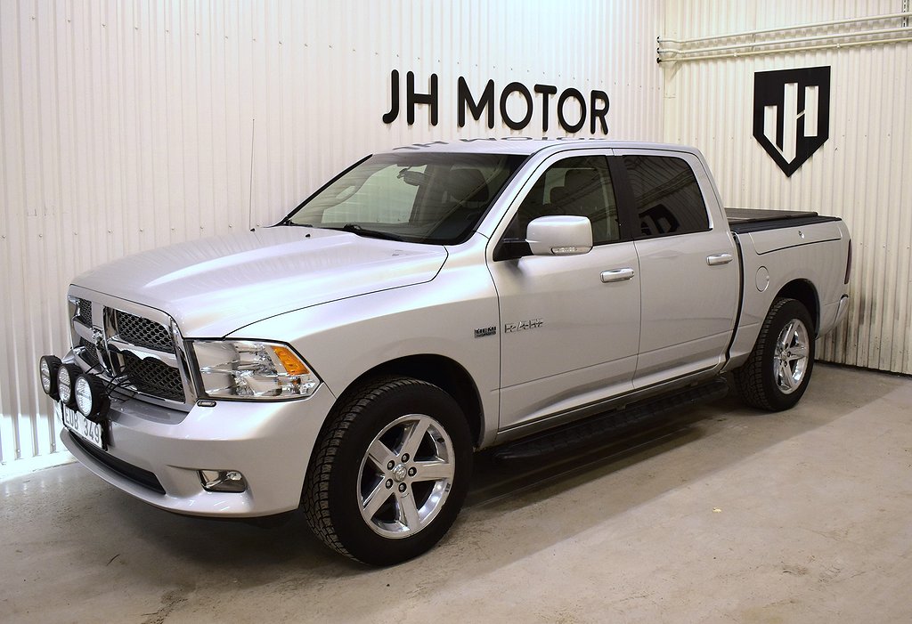 Dodge RAM 1500 Dubbelhytt 5.7 V8 HEMI 4x4 395hk RAMBOX 