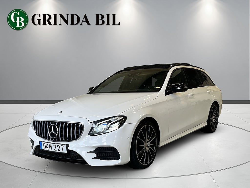Mercedes-Benz E 220 T d 9G- AMG LINE PANO DRAG  360º KAMERA WIDECREEN