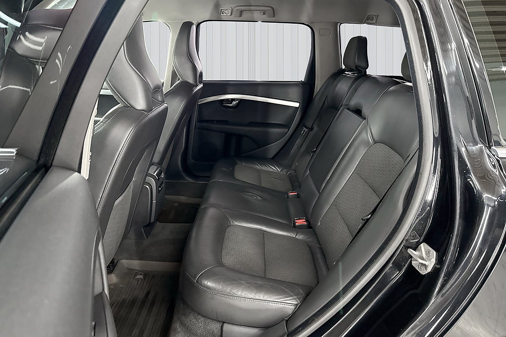 Volvo V70 2015