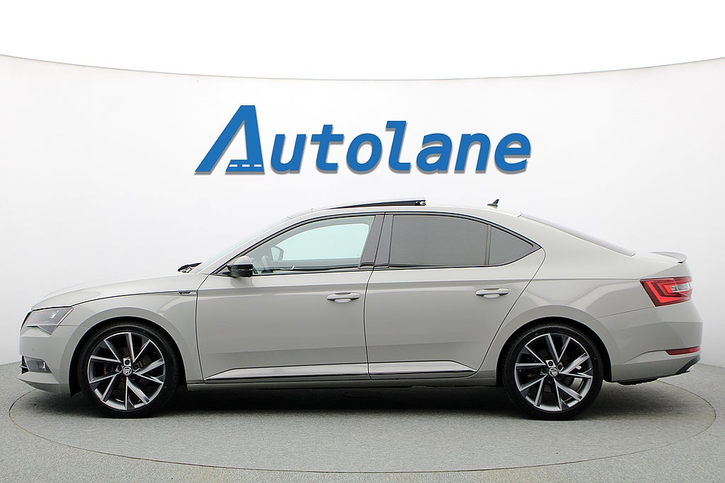 Skoda Superb 2.0 TDI 4x4 Sportline, Panorama, Värmare, Drag 190hk