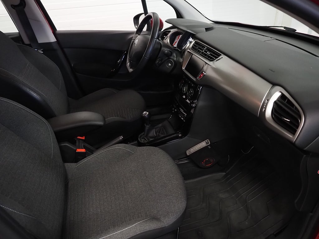 Citroen C3 1.2 PureTech VTi 82hk Dragkrok Motorvärmare 2016