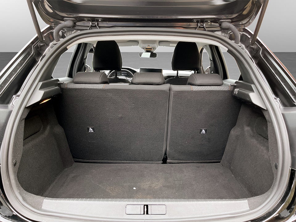 Bild på Peugeot 208 Style Hybrid 100hk Aut CARPLAY BACKSENSORER