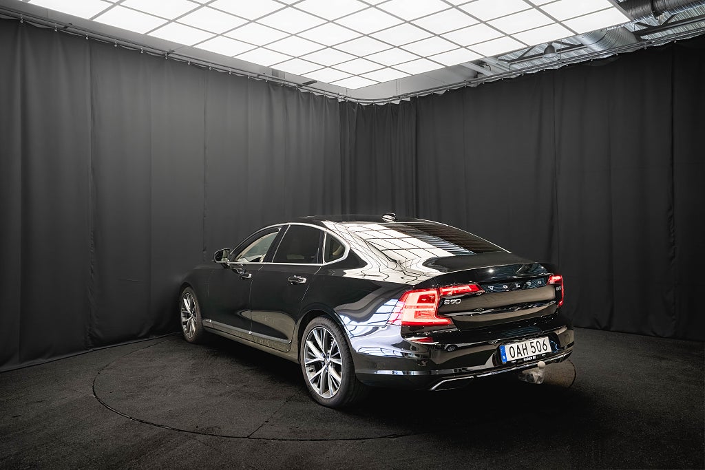 Volvo S90 T6 AWD Inscription Pro PANO B&W LUFT DRAG LÄDER HUD