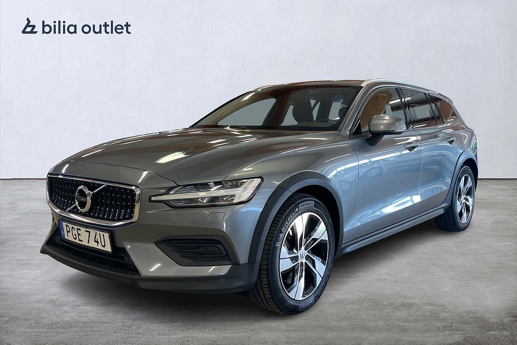 Volvo V60 Cross Country D4 AWD Momentum / Drag / VOC / Navi