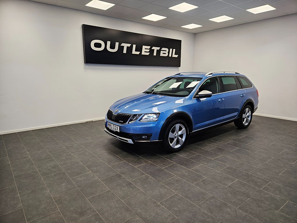 Skoda Octavia Scout 2.0 TSI 190hk 4x4 Premium Värmare Backkamera Navi Drag