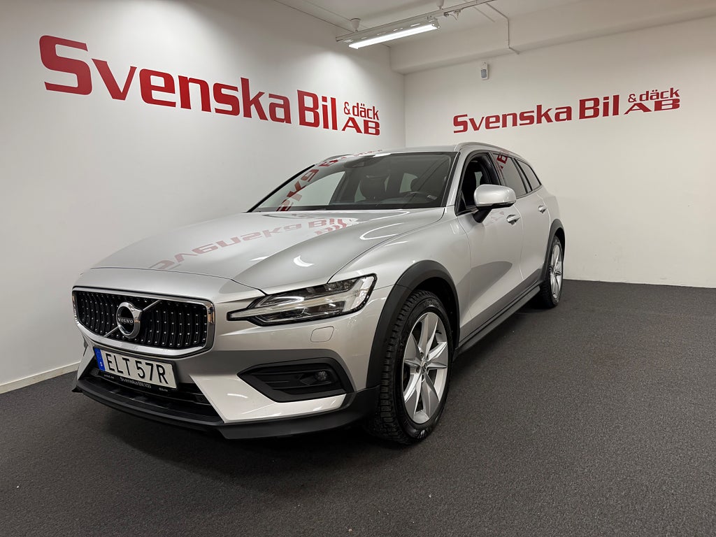 Volvo V60 Cross Country D4 AWD Aut/Drag Momentum 2,99%Ränta 