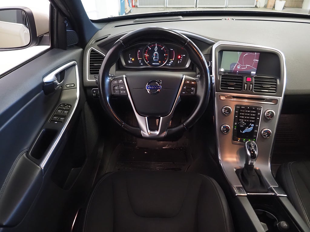 Volvo XC60 D4 Geartronic 190hk Classic Momentum Navi D-Värm M-Värm