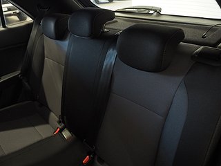 Halvkombi Hyundai i20 18 av 22