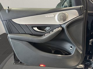 SUV Mercedes-Benz GLC 11 av 14