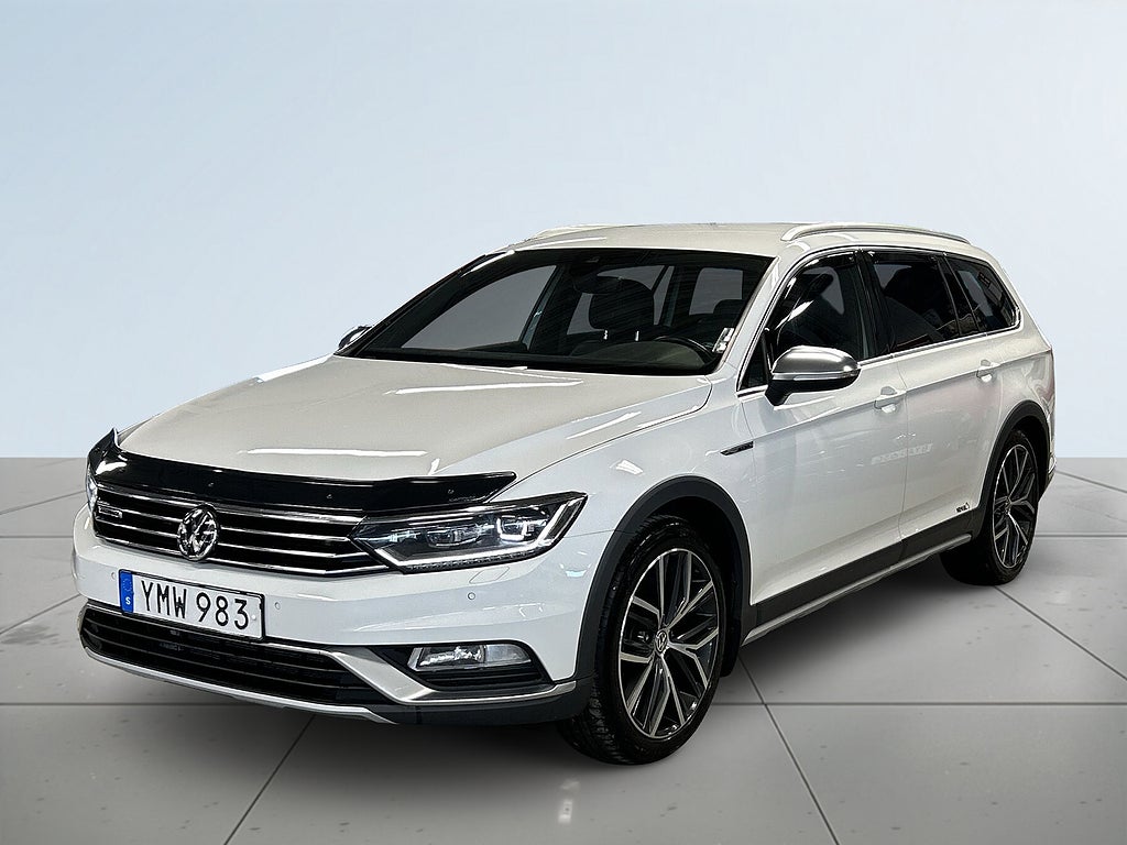 Volkswagen Passat Alltrack 2.0 TDI DPF SCR 4M Alltrack Drag/Kamera/D-värm/S&V-Däck