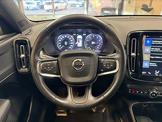 Volvo XC40 T3 Momentum 156hk Drag/Mvärm/Rattvärme/P-sens/S&V